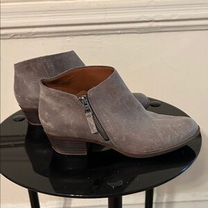 Lucky Brand Gray Ankle Booties